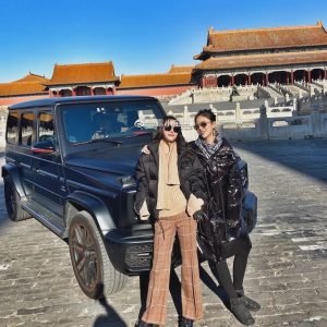 中国网络二次炸锅 故宫炫富女疑远避美国赌城继续炫富