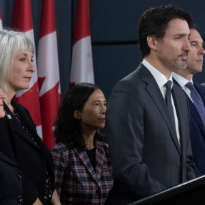 加拿大将花费10亿加元应对COVID-19传播和对经济的影响