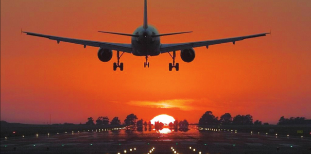 中国航空局、海关总署要求中国籍旅客回国前填报防疫健康信息,要求航空公司对国际机票全部采取直销模式杜绝倒票、炒票