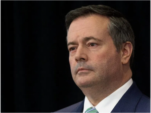 加拿大前保守党内阁成员、现阿省省长康尼呼吁清算中国