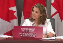 加拿大政府宣布全新的福利政策, CERB再延长一个月