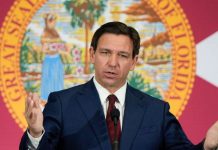 美国华人对佛州”现代排华法案”立法限制其购买土地提起诉讼