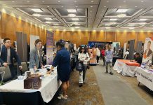 枫叶正红金秋时 群友商家襄盛事 “房东网2023专业商家金秋联展”成功举办