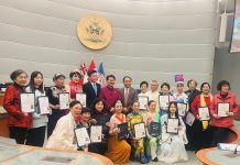 庆祝万锦第一个传统中国文化月—【万锦市传统中国服饰秀】在市政府大楼井喷火爆