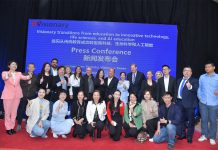 远见从传统教育成功转型高科技、生命科学和人工智能教育