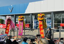 F4方启刚举办周末嘉年华为密市市长选举造势