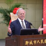 让白求恩精神永远传承-“2024海外人才中国行·加拿大医学专家学术交流”系列活动在聊城市人民医院举行