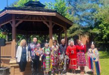 列治文山区域议员社区烧烤会在Mill Pond 公园成功举办