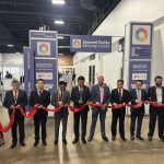 中国品牌“出海”亮相加拿大服装纺织品采购展