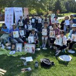 老有所学,花间留韵 —- 夕阳红神画俱乐部举办长者花卉户外水彩写生活动