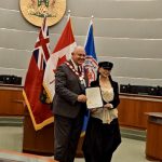 刘丁绰女士荣获万锦市社区个人杰出贡献奖