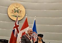 刘丁绰女士荣获万锦市社区个人杰出贡献奖