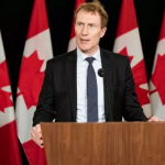 加拿大10年签证大改革 旅游探亲留学都受影响 考虑这四大因素