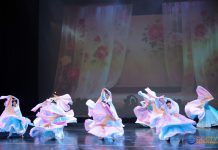 2025年“夏夜舞动民族风”歌舞专场晚会暨多伦多华星艺术团成立二十周年庆典成功举办