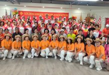 庆祝加拿大建国158周年,金色年华长者协会成功举办大型联欢会