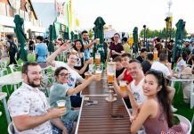 三个关键词解码青岛金沙滩啤酒城如何点亮滨海夜生活