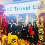 舞狮贺新店・机票送好运:阿里旅游新店开业庆典人气爆棚